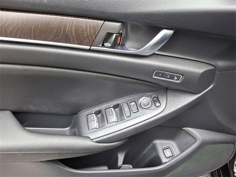 Used 2020 Honda Accord EX-L image 12