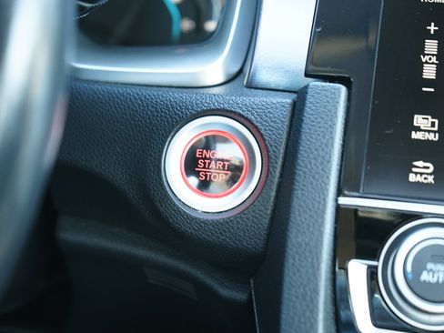 Used 2016 Honda Civic Touring image 25