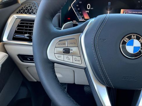 Used 2026 BMW X7 xDrive40i image 26