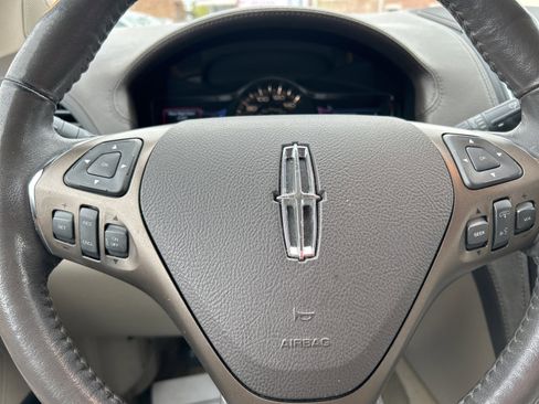 Used 2014 Lincoln MKX Base w/ Equipment Group 101A image 13