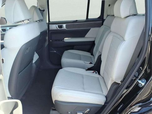 New 2026 Hyundai Santa Fe Calligraphy AWD/4WD image 11