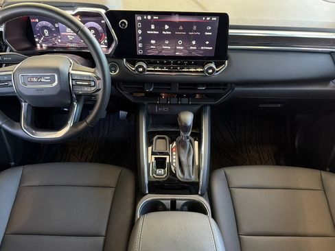 Used 2024 GMC Canyon Elevation w/ Elevation Premium Package RWD image 15