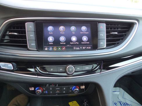 Used 2023 Buick Enclave Avenir w/ Avenir Technology Package AWD/4WD image 48