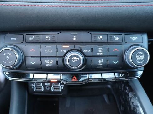 Used 2024 Dodge Durango R/T AWD/4WD image 25