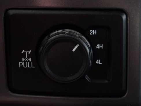 Used 2019 Ford F350 XLT w/ XLT Value Package AWD/4WD image 29