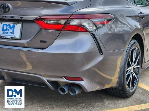 Used 2023 Toyota Camry SE image 14