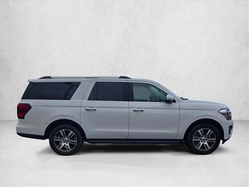 Used 2024 Ford Expedition Max Limited RWD image 4