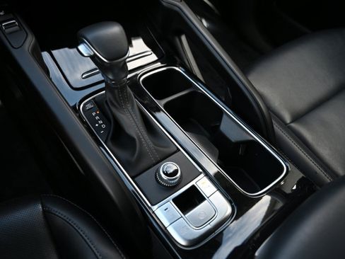 Used 2025 Kia Telluride S FWD image 33