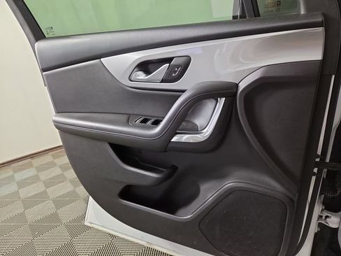Used 2021 Chevrolet Blazer LT FWD image 29