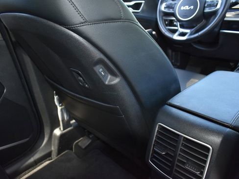 Used 2023 Kia Sportage EX AWD/4WD image 28