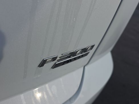 Used 2020 Jaguar E-PACE R-Dynamic HSE image 6