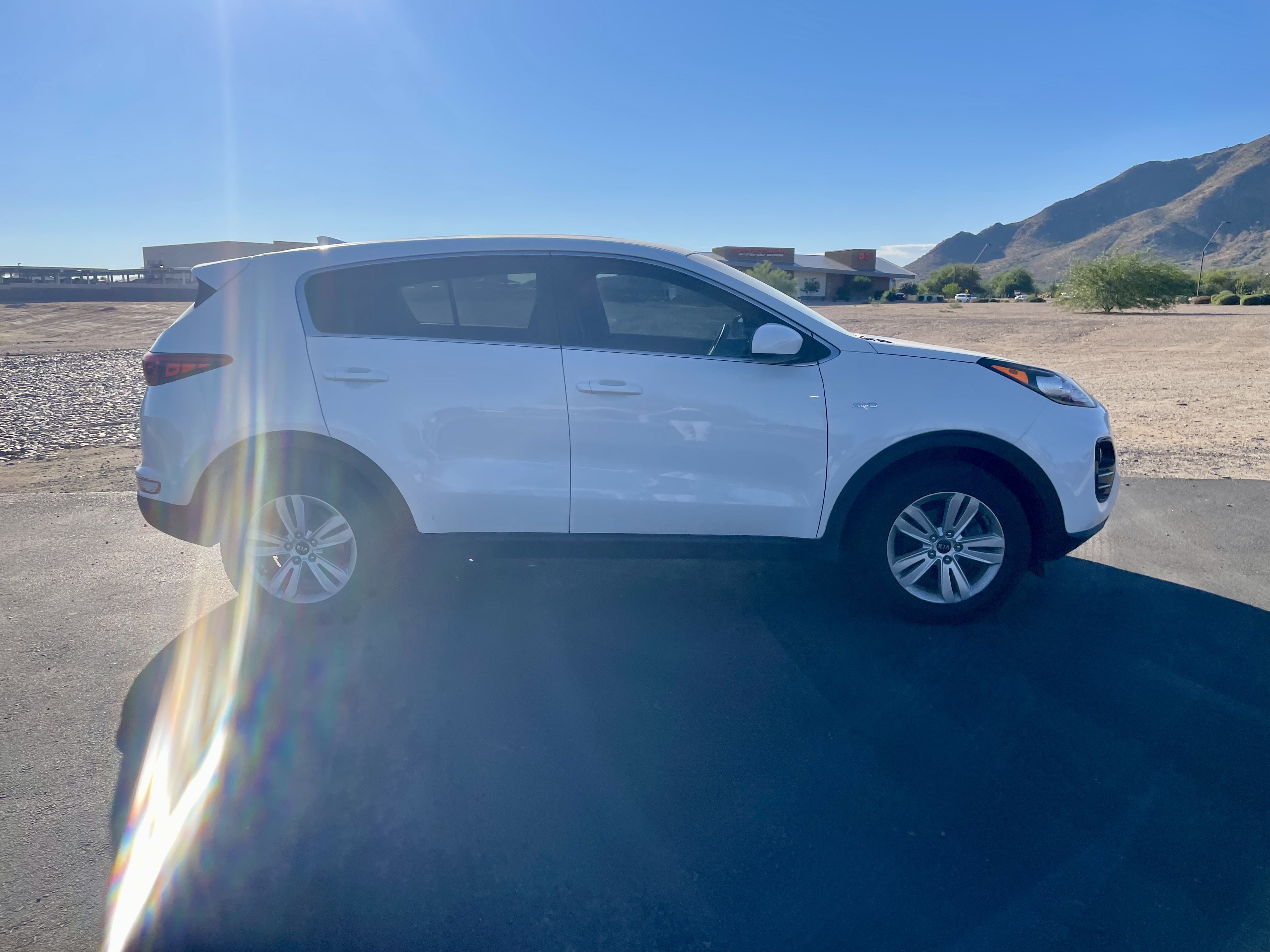 Used 2019 Kia Sportage LX AWD/4WD image 6
