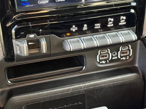 Used 2021 RAM 1500 Limited w/ Night Edition image 32