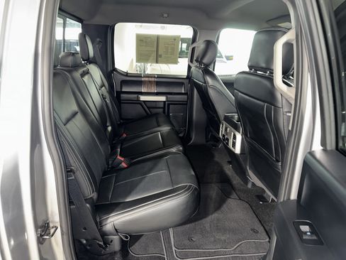 Used 2020 Ford F150 Lariat w/ Equipment Group 502A Luxury AWD/4WD image 12