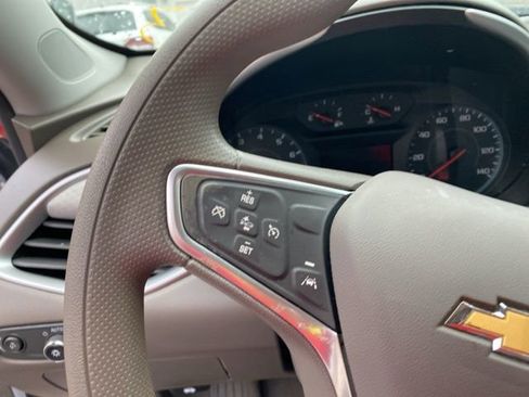 Used 2023 Chevrolet Malibu LT image 45