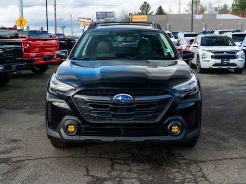 Used 2024 Subaru Outback Premium image 2