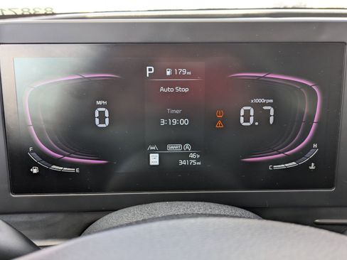 Used 2024 Kia Sportage LX image 15