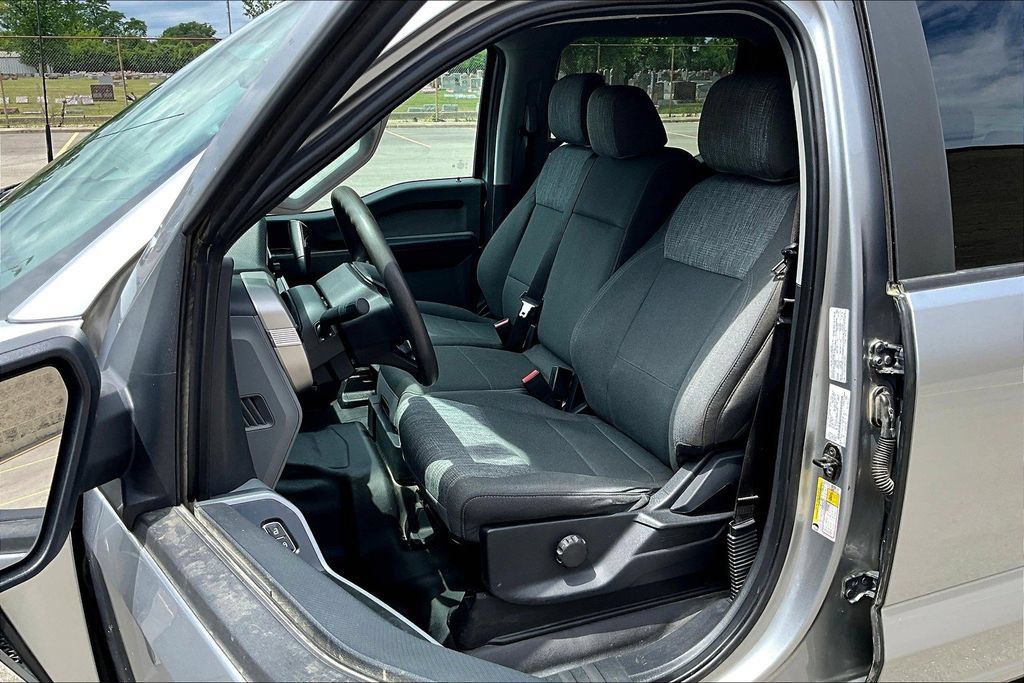 Used 2022 Ford F150 XLT AWD/4WD image 23