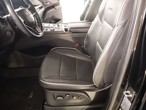 Used 2023 Cadillac Escalade Premium Luxury image 12