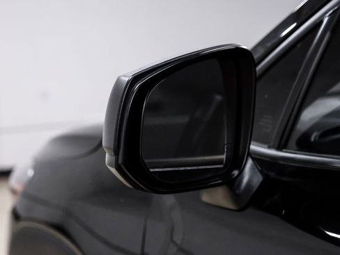 Used 2023 Toyota Corolla Cross L FWD image 35