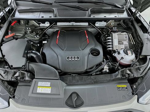 Used 2023 Audi SQ5 Premium Plus w/ Premium Plus Package AWD/4WD image 32
