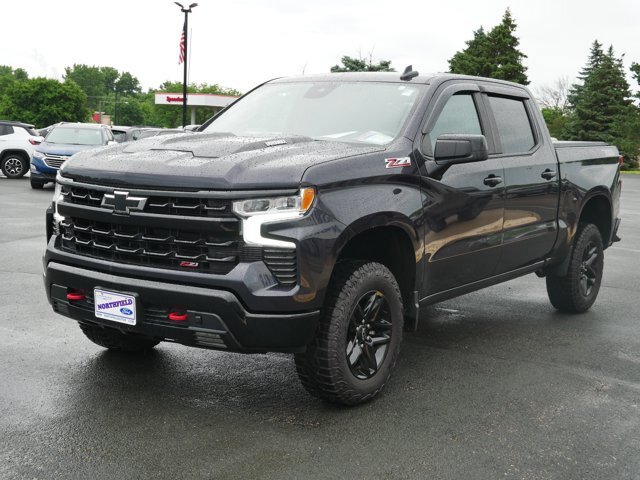 Used 2023 Chevrolet Silverado 1500 LT Trail Boss w/ Protection Package AWD/4WD image 4