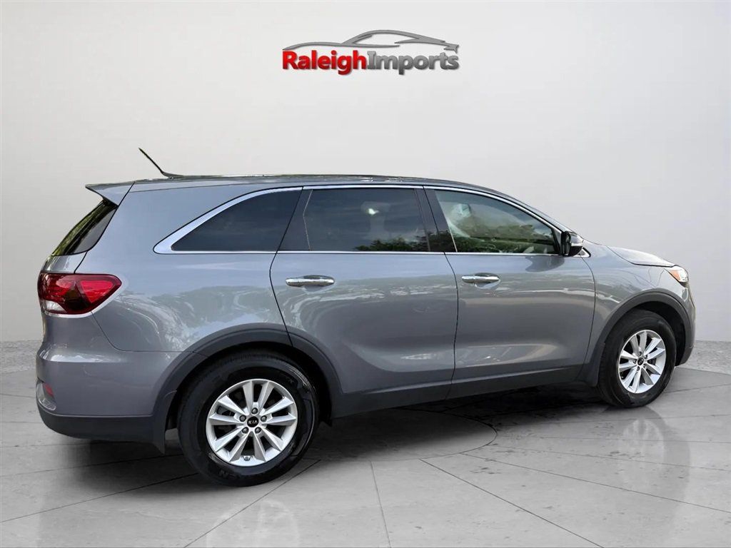 Used 2020 Kia Sorento L FWD image 5