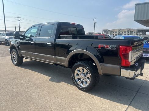 Used 2019 Ford F250 King Ranch w/ King Ranch Ultimate Package image 3