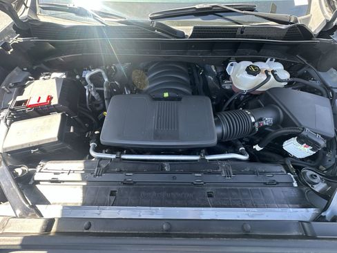 Used 2024 GMC Sierra 1500 AT4 w/ Technology Package image 33