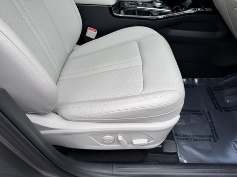 Certified 2023 Kia Sorento SX Prestige image 31