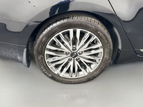 Used 2020 Kia Cadenza Technology FWD image 29