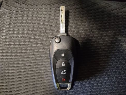 Used 2018 Chevrolet Cruze LT image 32