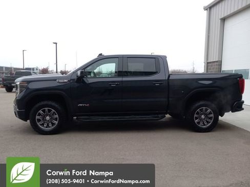 Used 2024 GMC Sierra 1500 AT4 w/ Technology Package image 6