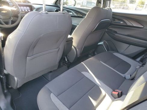 Certified 2021 Chevrolet TrailBlazer LT w/ Convenience Package image 12
