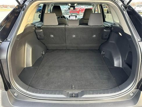 Used 2024 Toyota RAV4 XLE image 5