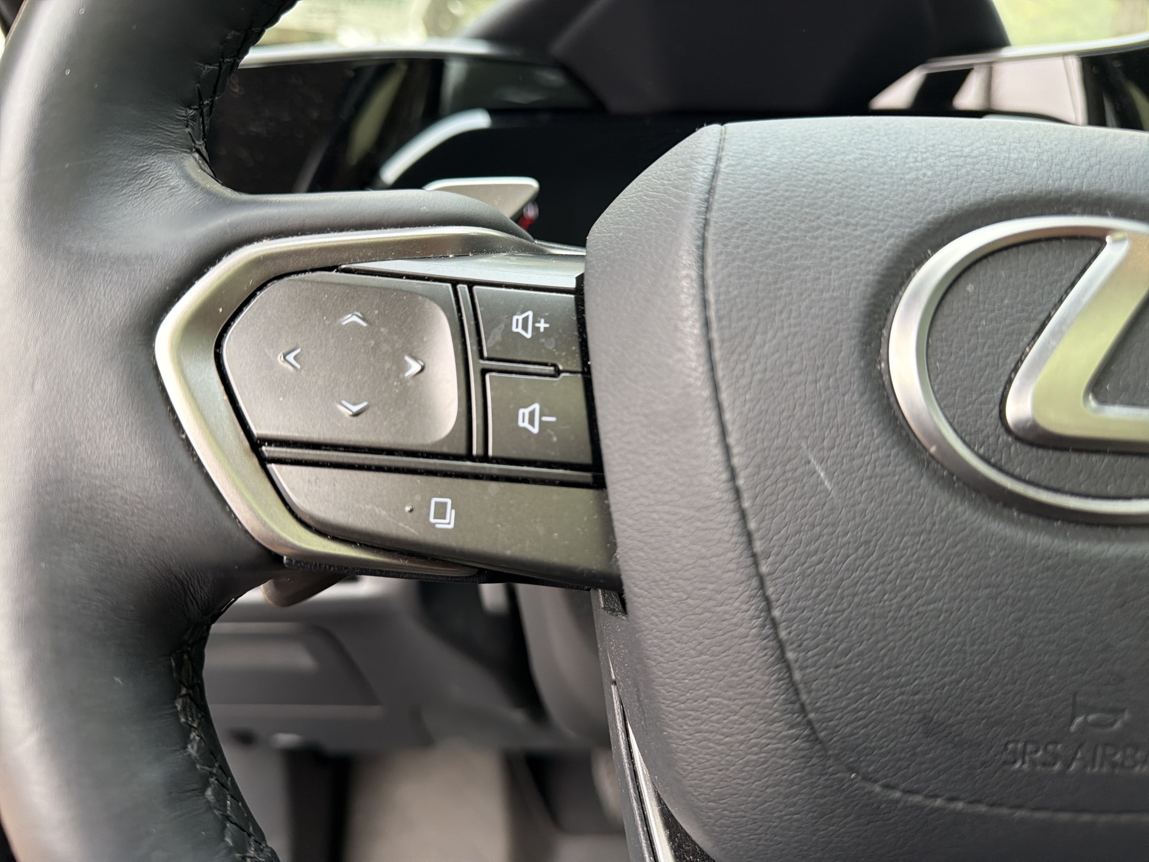 Used 2025 Lexus NX 350h AWD w/ Accessory Package (2T) image 18