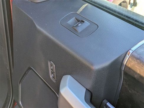 Used 2022 Ford F350 Lariat w/ Tremor Off-Road Package image 39