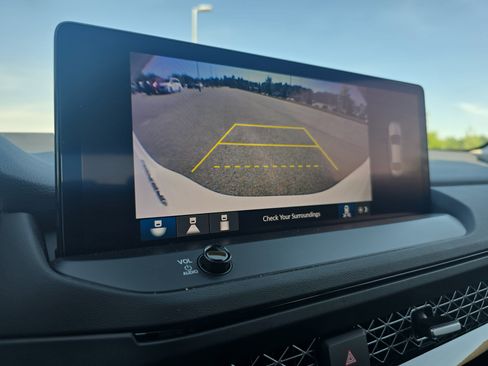 Used 2023 Honda Accord Touring image 21