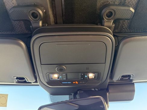 New 2025 Ford Bronco Outer Banks w/ Sasquatch Package image 25