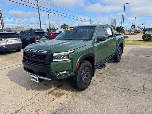 Used 2025 Nissan Frontier PRO-4X w/ Pro Premium Package AWD/4WD image 1