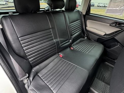 Used 2017 Subaru Forester 2.5i w/ Popular Package #2A AWD/4WD image 24