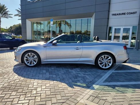 Used 2021 Audi A5 2.0T Premium image 2