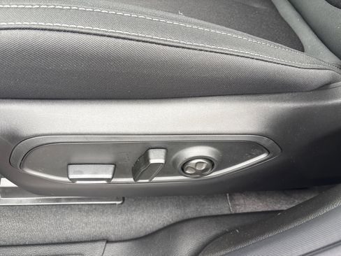 New 2026 Jeep Grand Cherokee Laredo X image 19