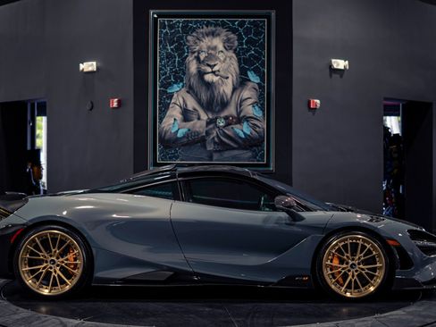 Used 2021 McLaren 765LT RWD image 26