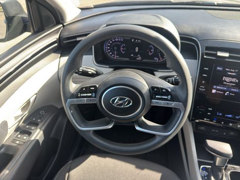Used 2024 Hyundai Tucson SEL FWD image 13