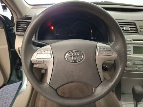 Used 2011 Toyota Camry Base image 19