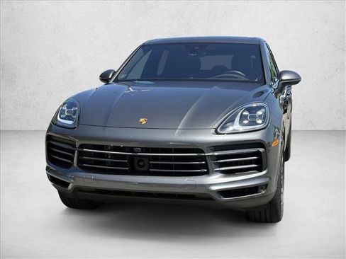 Used 2022 Porsche Cayenne AWD/4WD image 24