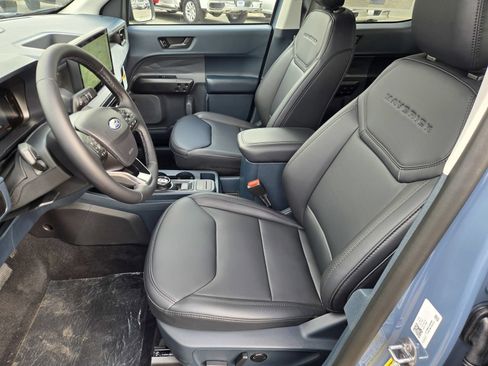 New 2026 Ford Maverick Lariat w/ Black Appearance Package AWD/4WD image 8
