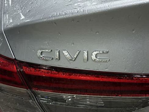Used 2023 Honda Civic Sport image 24