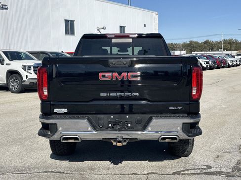 Used 2022 GMC Sierra 1500 SLT w/ SLT Premium Plus Package image 11